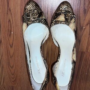 ANNE KLEIN BRIDGET Snake Print D'orsay Buckle Vamp Pointed PUMPS EUC SIZE 8.5
